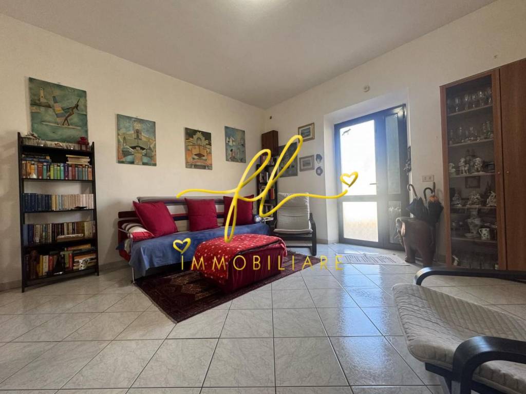 appartamento in vendita a Collesalvetti in zona Vicarello