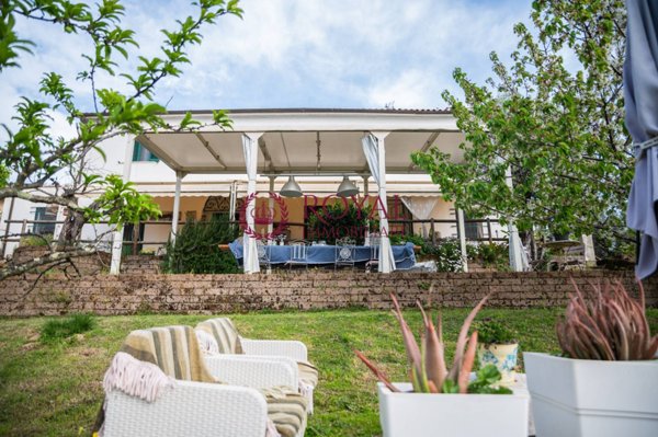 casa indipendente in vendita a Collesalvetti in zona Parrana San Martino