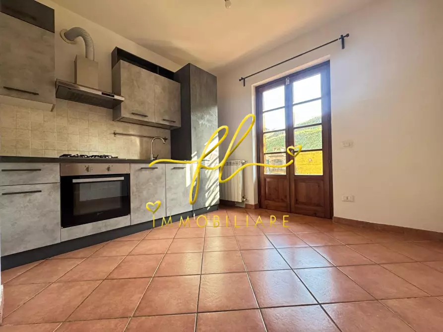 casa indipendente in vendita a Collesalvetti