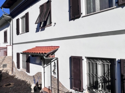 appartamento in vendita a Collesalvetti in zona Stagno