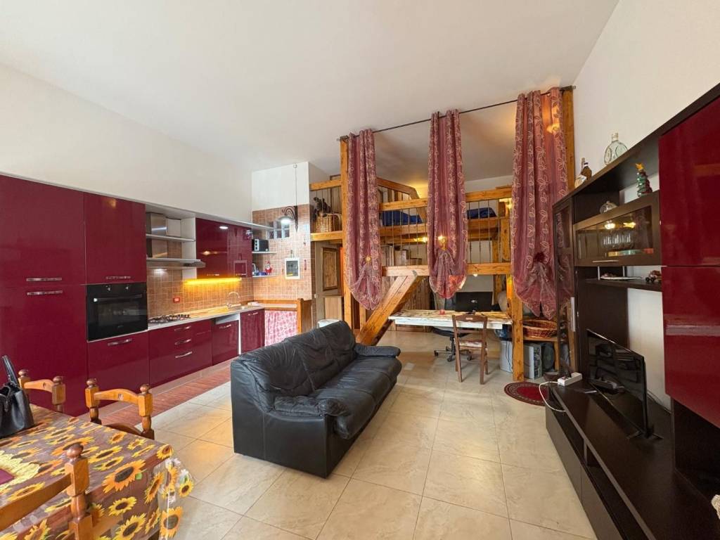 appartamento in vendita a Collesalvetti