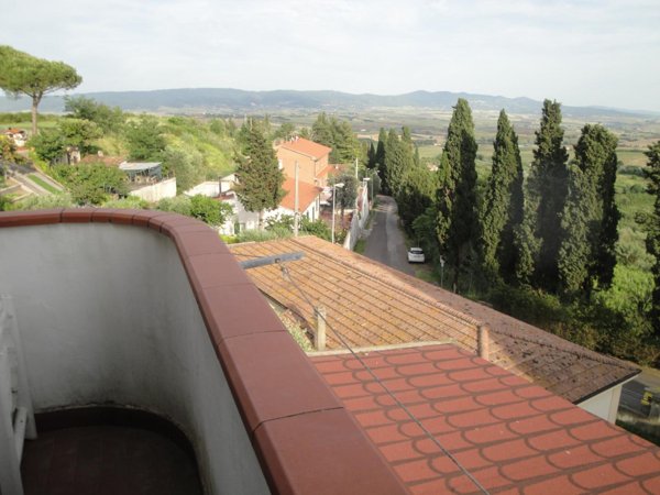 appartamento in vendita a Collesalvetti in zona Colognole