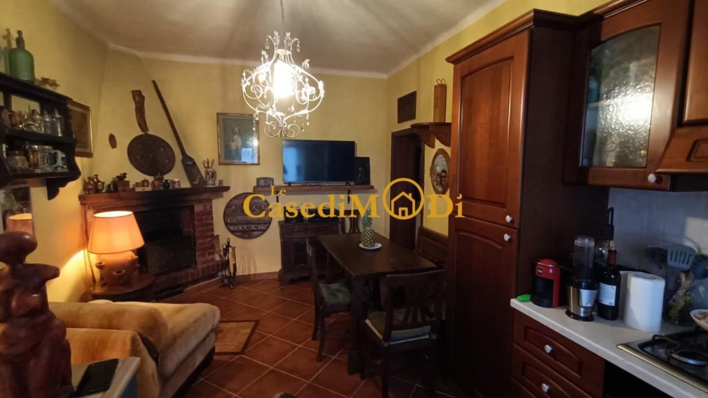 appartamento in vendita a Collesalvetti in zona Colognole