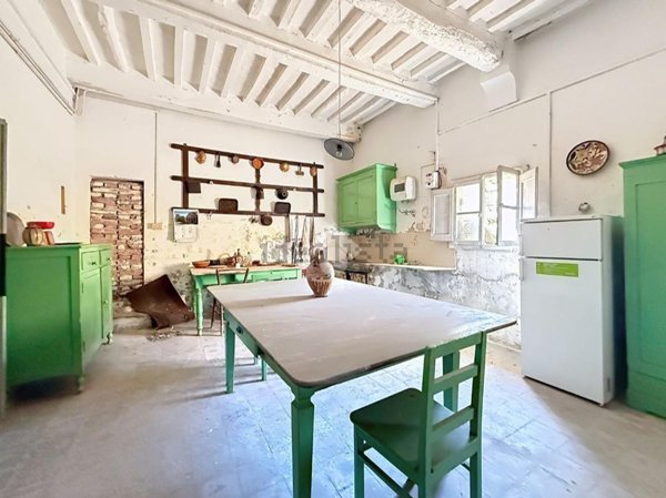 appartamento in vendita a Collesalvetti in zona Vicarello