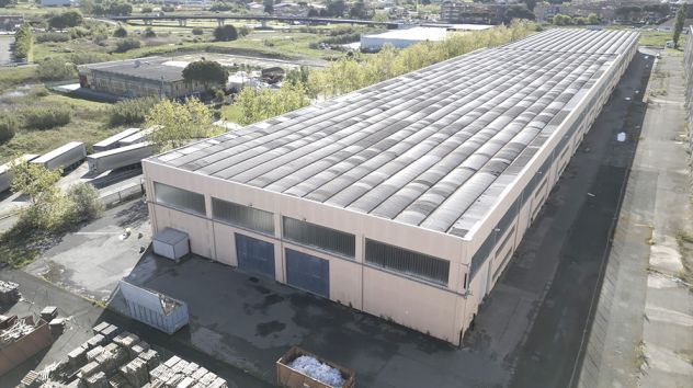 negozio in vendita a Collesalvetti