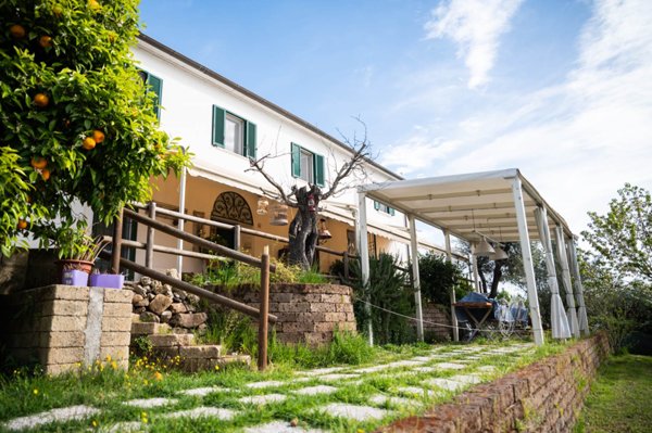 casa indipendente in vendita a Collesalvetti in zona Parrana San Martino