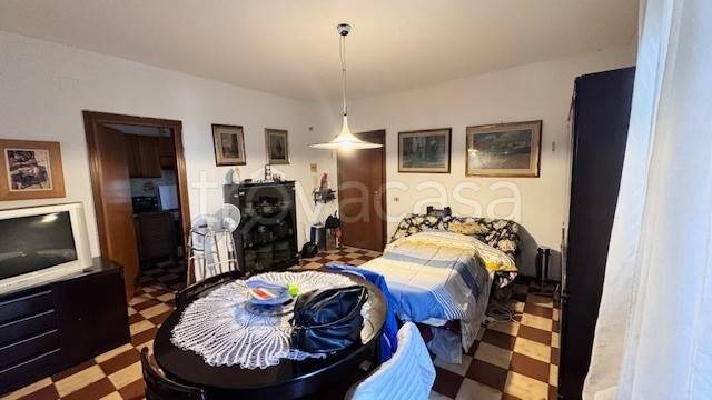 appartamento in vendita a Collesalvetti in zona Stagno