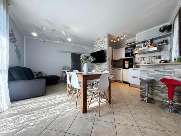 appartamento in vendita a Collesalvetti in zona Vicarello