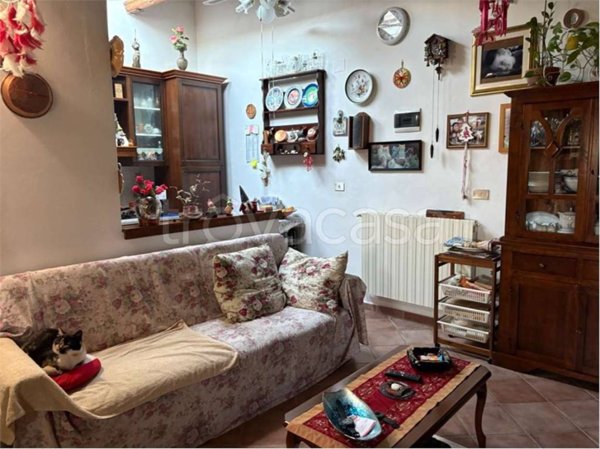 appartamento in vendita a Collesalvetti in zona Vicarello