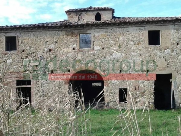 casa indipendente in vendita a Collesalvetti
