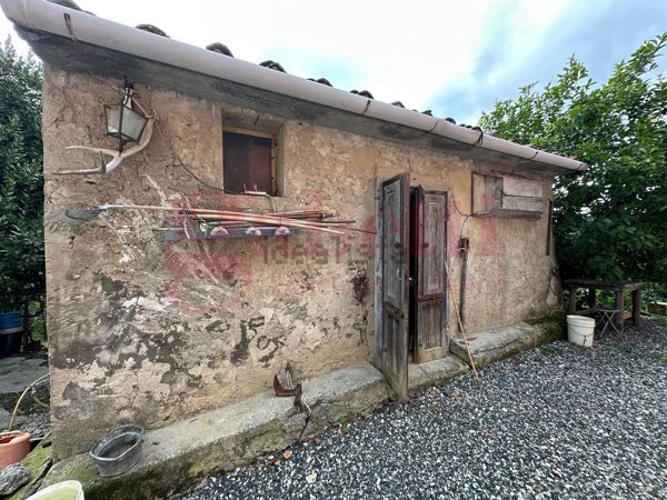 casa semindipendente in vendita a Collesalvetti in zona Parrana San Martino