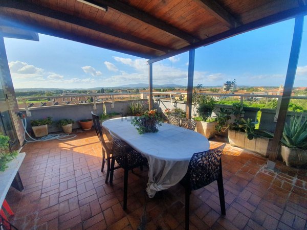 appartamento in vendita a Collesalvetti in zona Vicarello