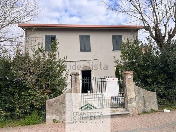 casa indipendente in vendita a Collesalvetti