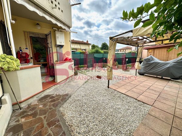 appartamento in vendita a Collesalvetti in zona Guasticce