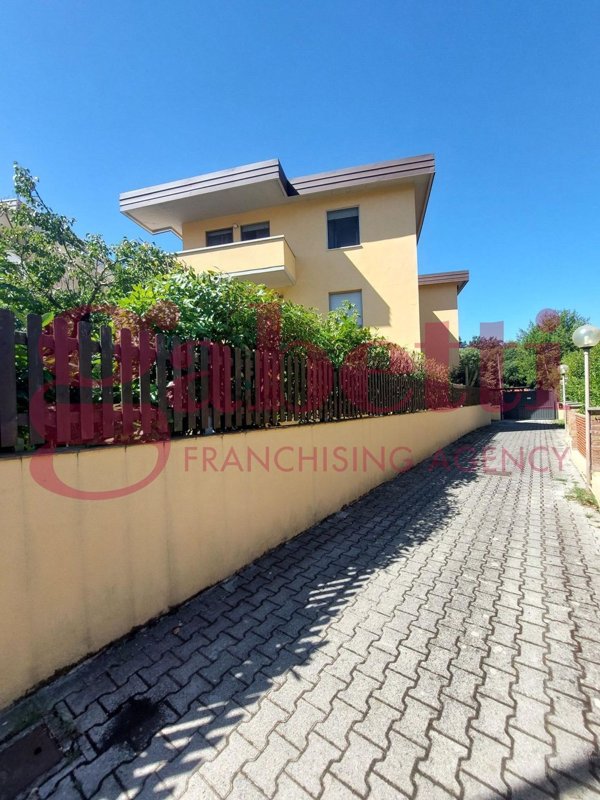 appartamento in vendita a Collesalvetti