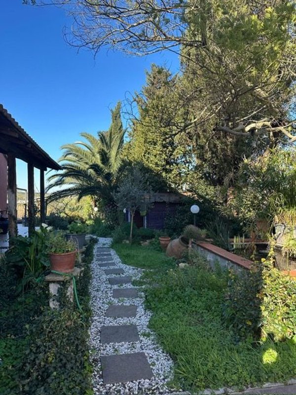 appartamento in vendita a Collesalvetti in zona Vicarello