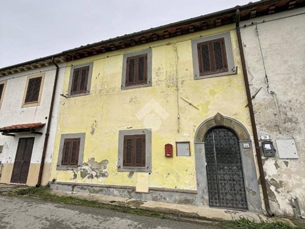 appartamento in vendita a Collesalvetti in zona Colognole