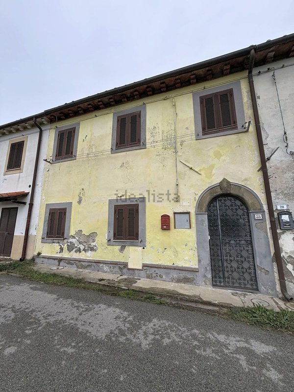 appartamento in vendita a Collesalvetti in zona Colognole