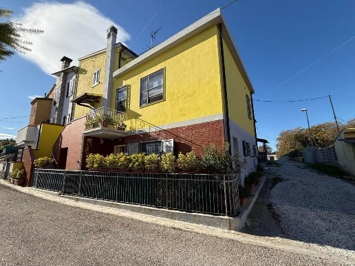 appartamento in vendita a Collesalvetti