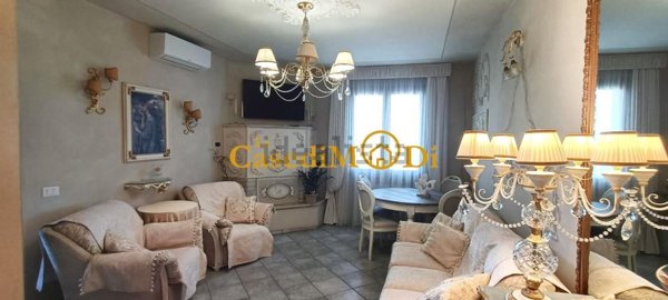 appartamento in vendita a Collesalvetti in zona Vicarello