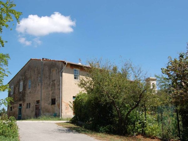 casa indipendente in vendita a Collesalvetti in zona Stagno
