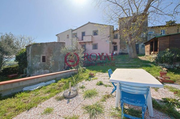 casa indipendente in vendita a Collesalvetti in zona Parrana San Giusto