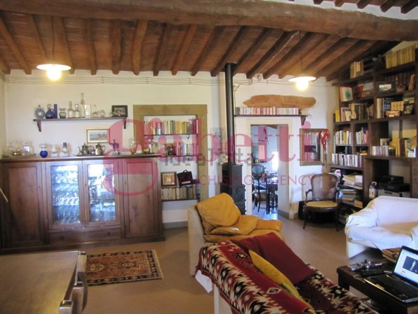 casa indipendente in vendita a Collesalvetti