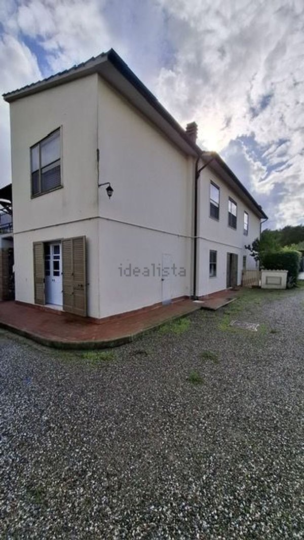 casa indipendente in vendita a Collesalvetti