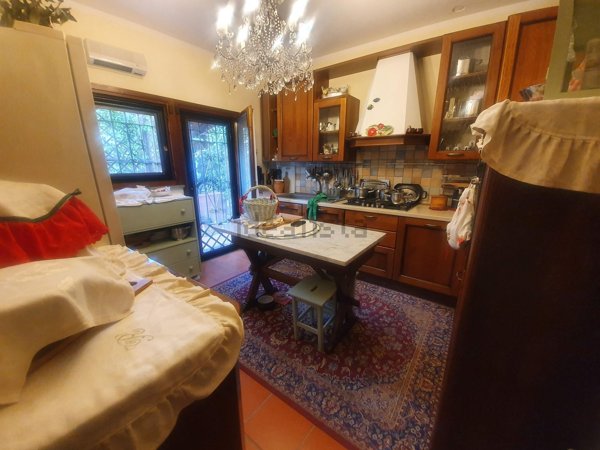 casa indipendente in vendita a Collesalvetti in zona Parrana San Martino