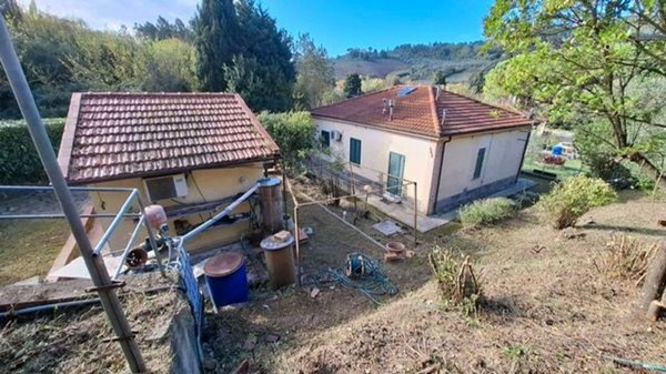 casa indipendente in vendita a Collesalvetti in zona Parrana San Giusto