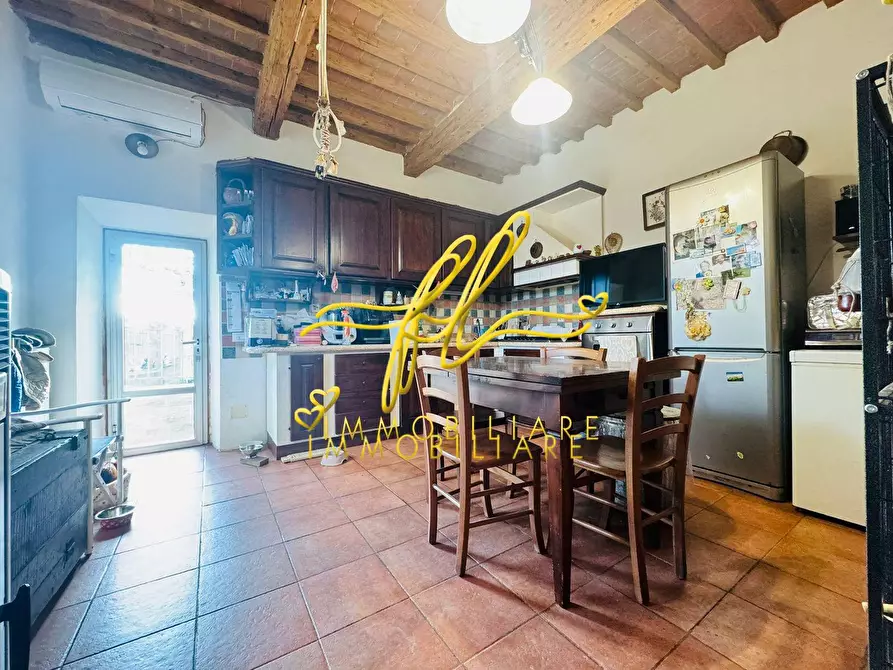 casa indipendente in vendita a Collesalvetti