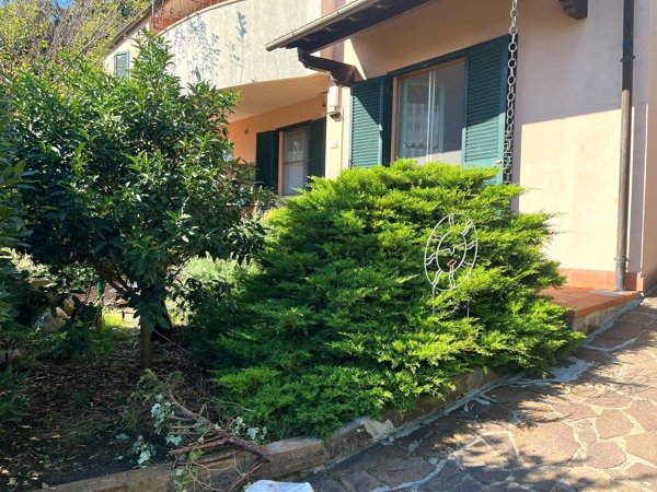 casa indipendente in vendita a Collesalvetti in zona Castell'Anselmo