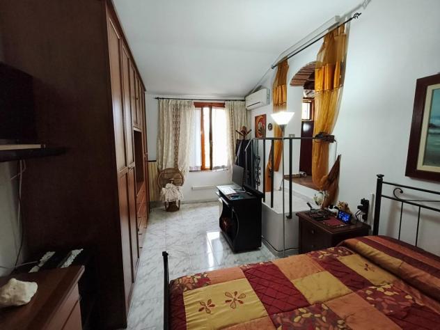 casa indipendente in vendita a Collesalvetti in zona Vicarello