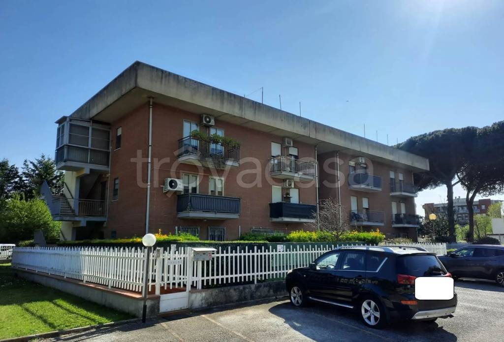 appartamento in vendita a Collesalvetti in zona Stagno