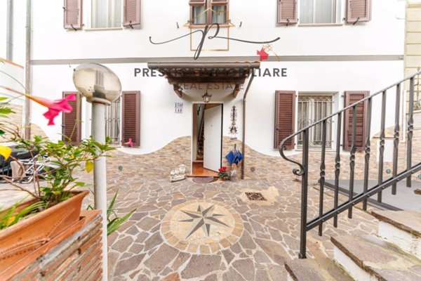 appartamento in vendita a Collesalvetti in zona Stagno