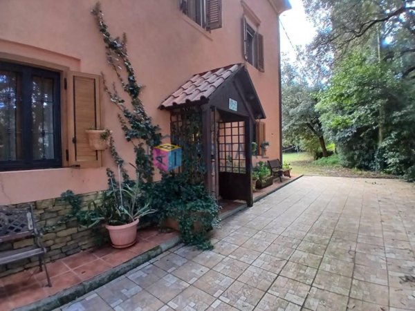 casa indipendente in vendita a Collesalvetti in zona Parrana San Giusto