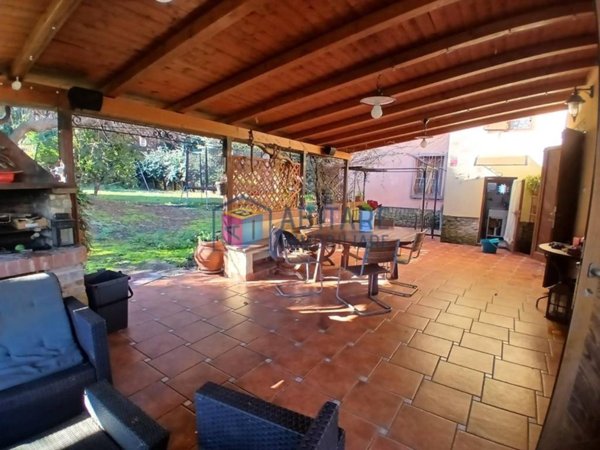 casa indipendente in vendita a Collesalvetti in zona Parrana San Giusto