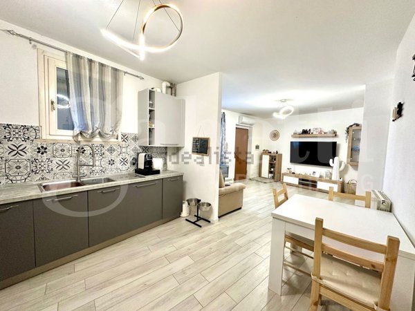 appartamento in vendita a Collesalvetti in zona Stagno