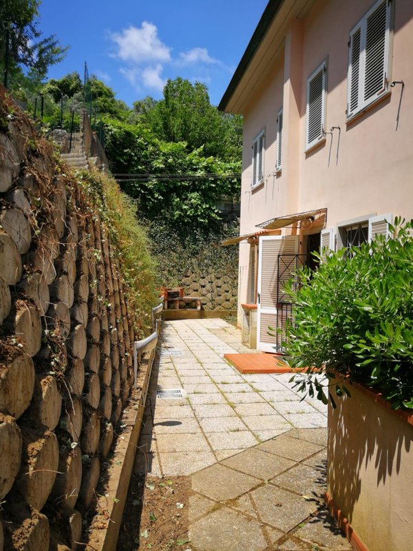 appartamento in vendita a Collesalvetti in zona Parrana San Martino