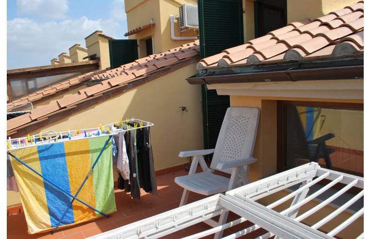 casa indipendente in vendita a Collesalvetti in zona Guasticce