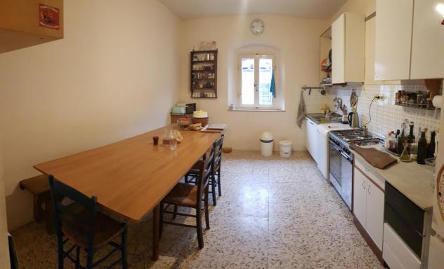 casa semindipendente in vendita a Collesalvetti