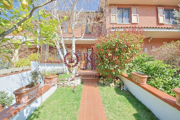 casa indipendente in vendita a Collesalvetti