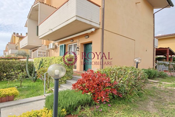 casa indipendente in vendita a Collesalvetti