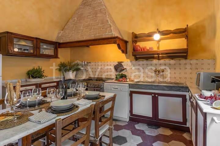 casa indipendente in vendita a Collesalvetti in zona Parrana San Martino