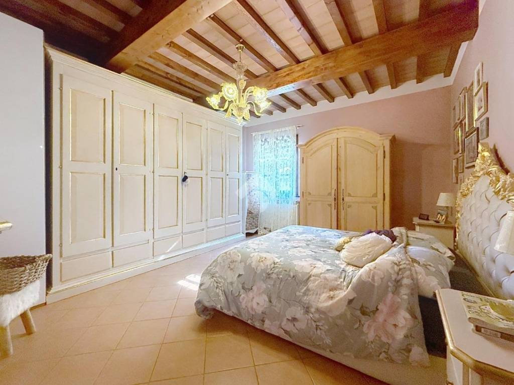appartamento in vendita a Collesalvetti in zona Vicarello