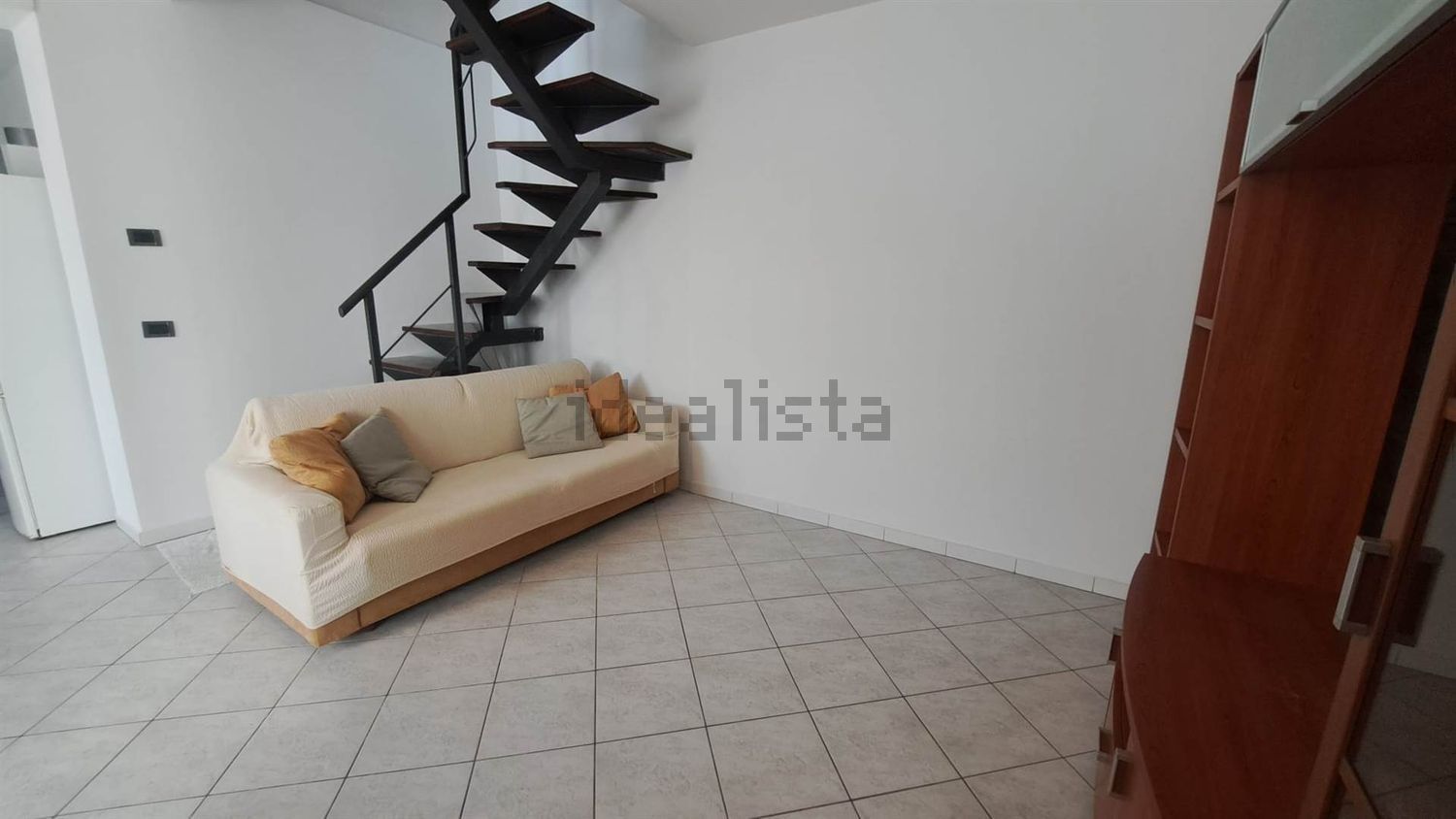 appartamento in vendita a Collesalvetti in zona Vicarello