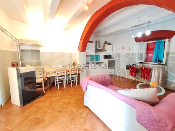 appartamento in vendita a Collesalvetti in zona Parrana San Giusto