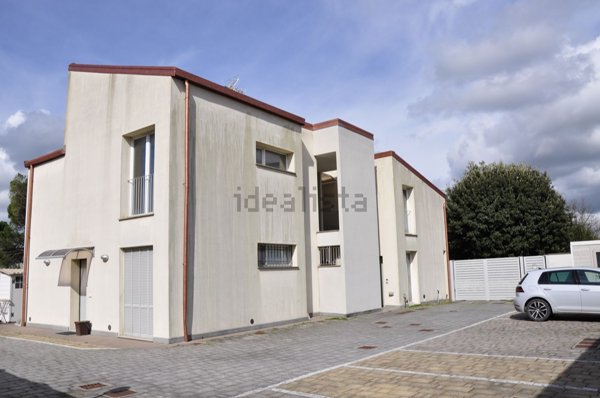 casa indipendente in vendita a Collesalvetti