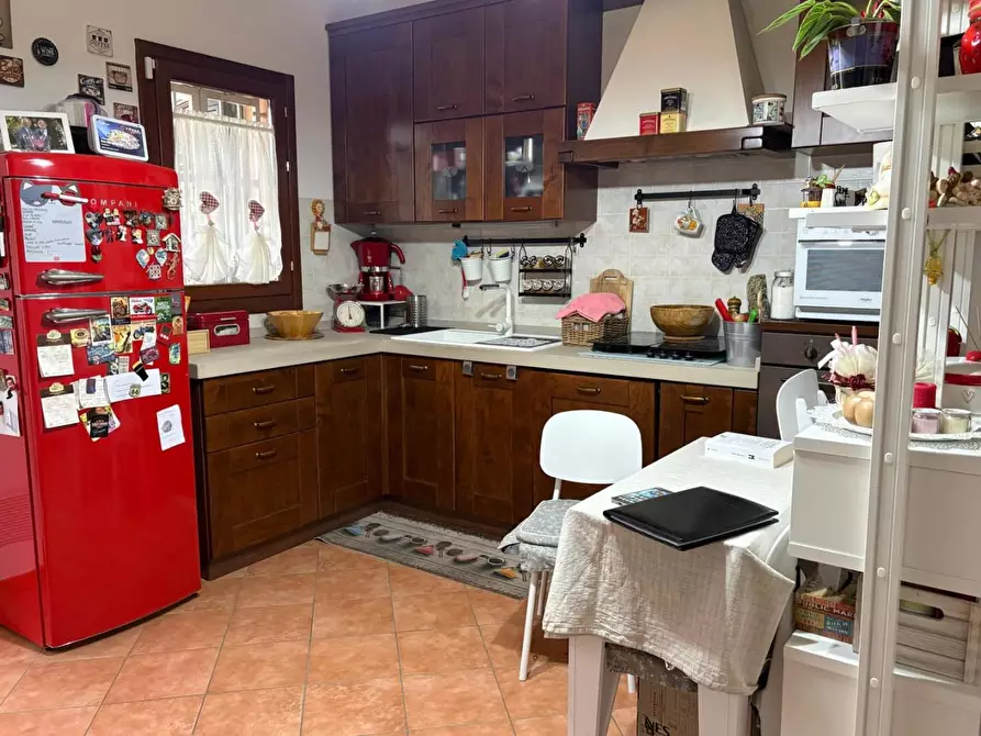 appartamento in vendita a Collesalvetti in zona Vicarello