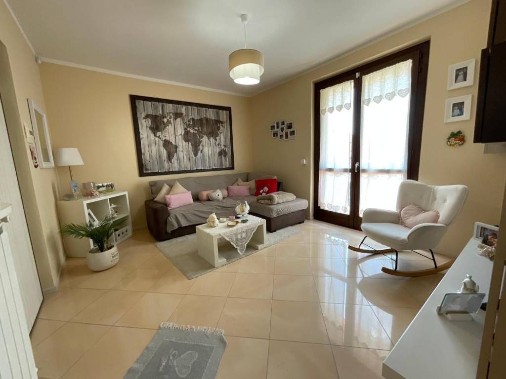 appartamento in vendita a Collesalvetti in zona Vicarello